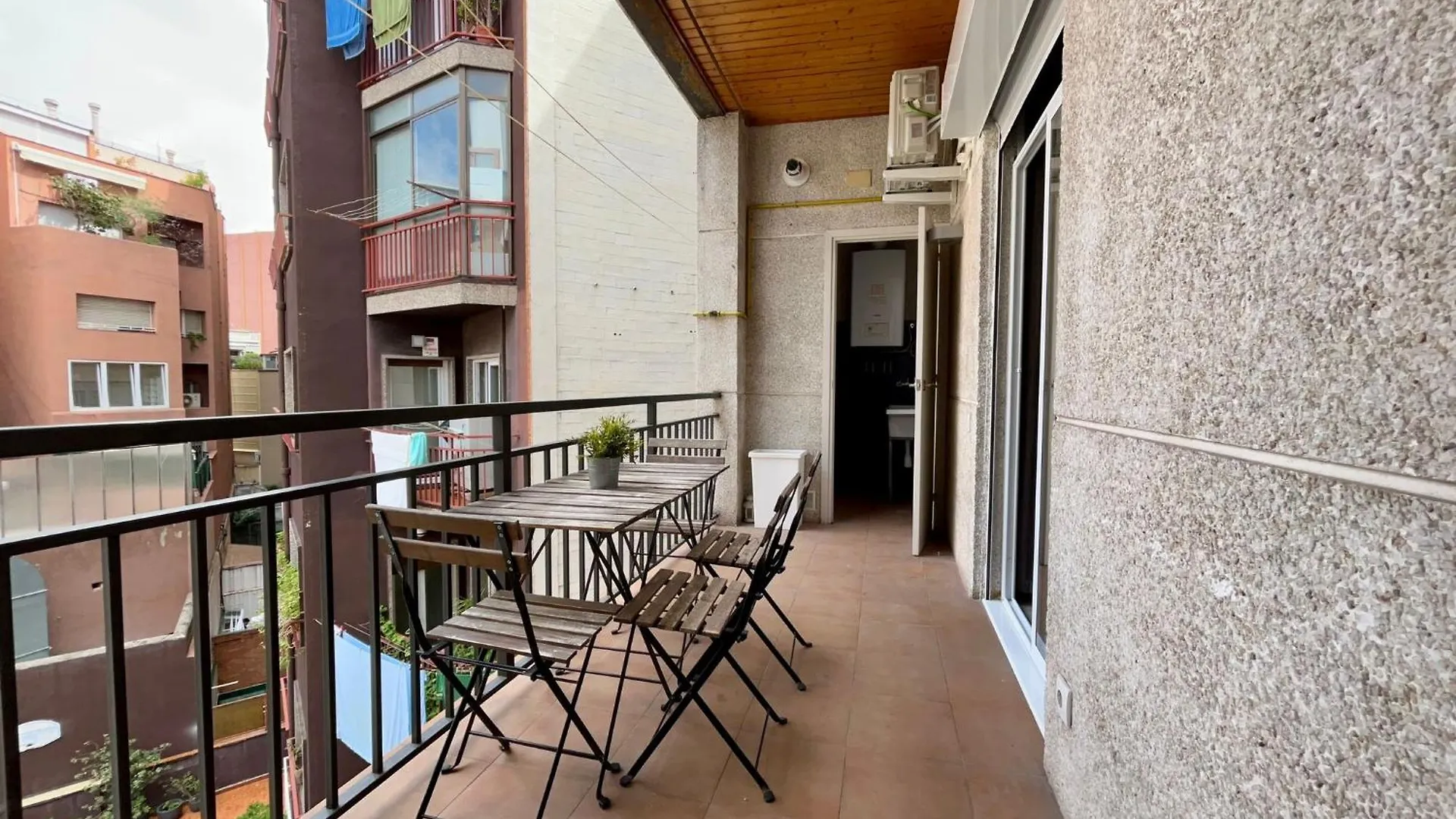 Barcelonaforrent Urban Town Suites 0*, Барселона