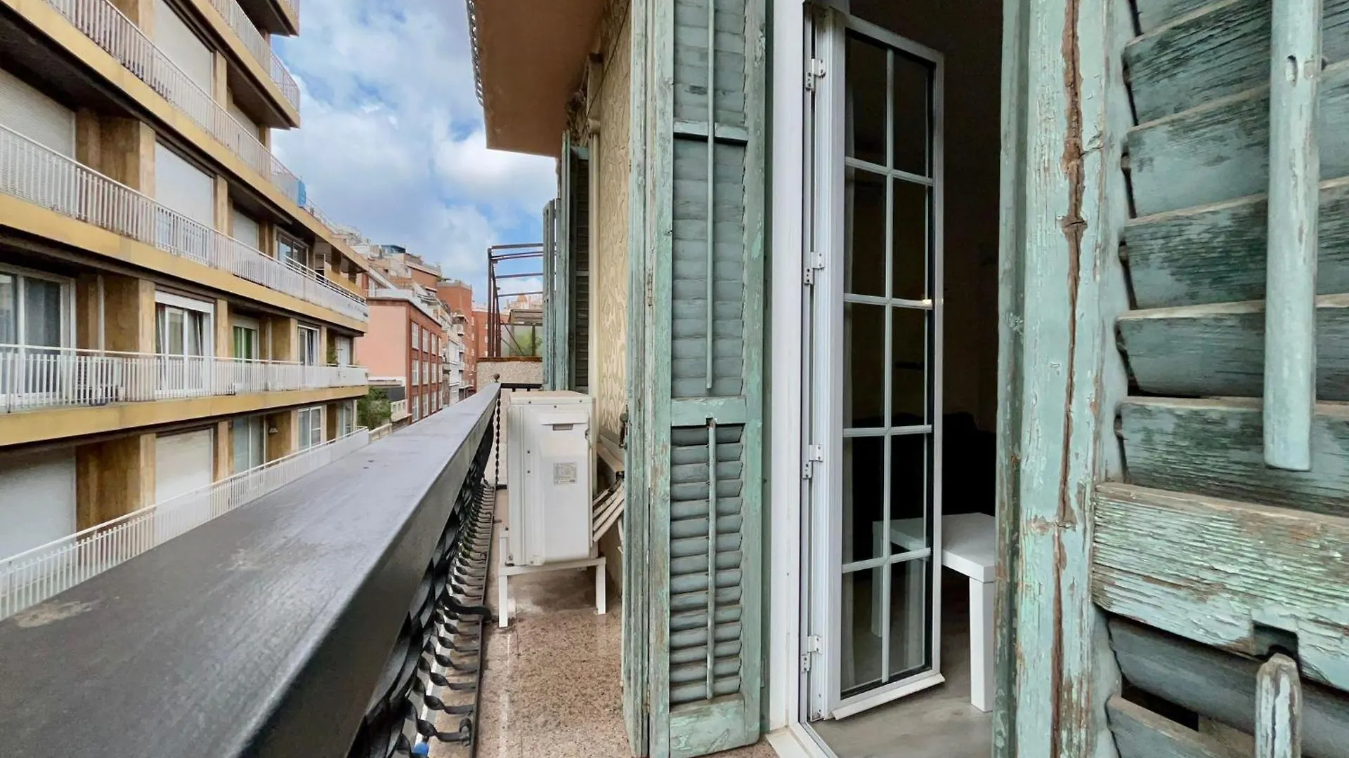Апартаменты Barcelonaforrent Urban Town Suites