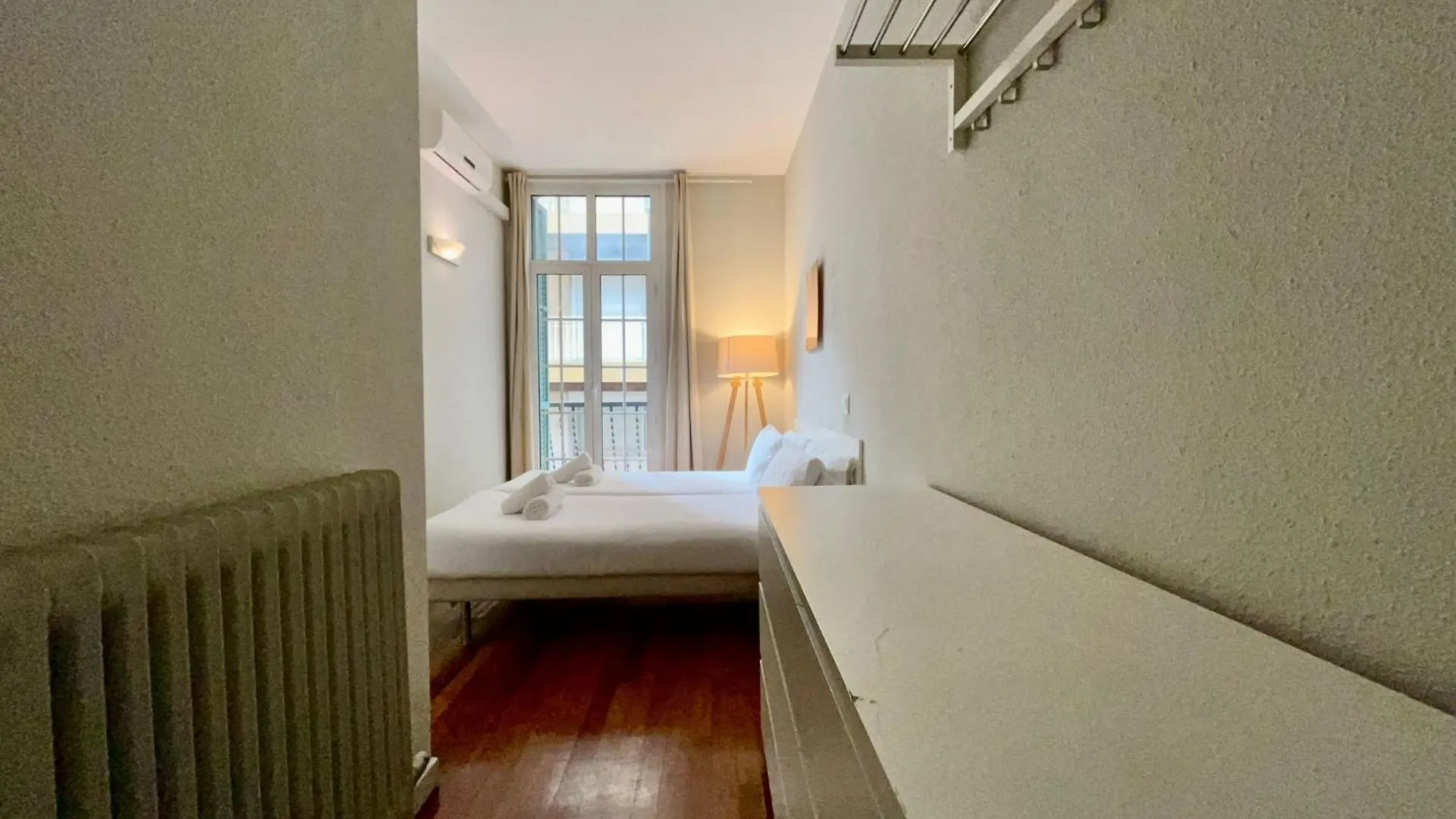 Barcelonaforrent Urban Town Suites Барселона